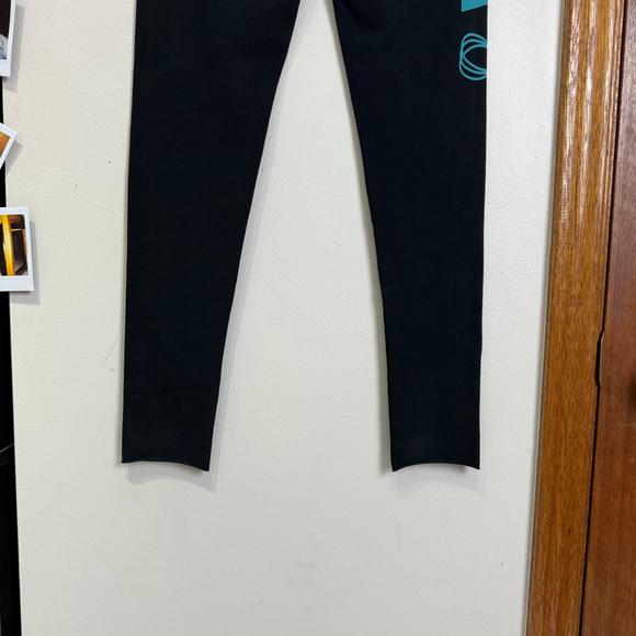 ARITZIA TNA Leggings Women Size Small Black Mid-rise Full Length - Picture 6 of 10